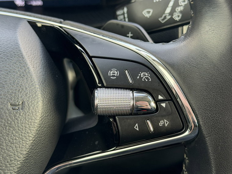 Vehicle Image 27