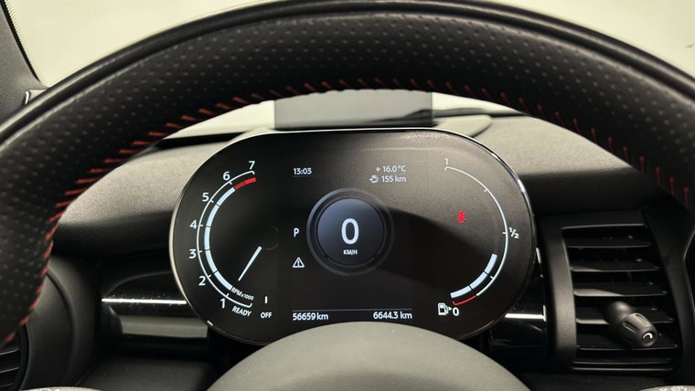 Vehicle Image 35