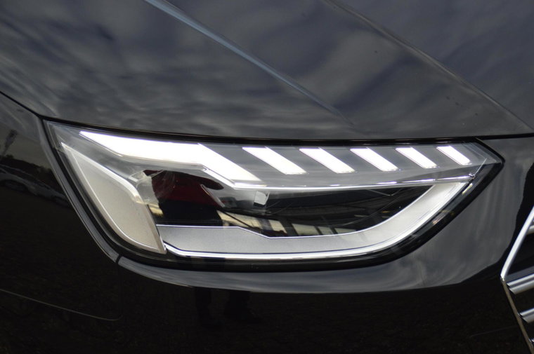 Vehicle Image 8