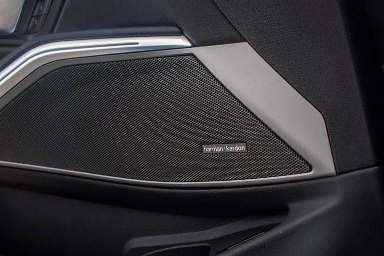 Vehicle Image 23