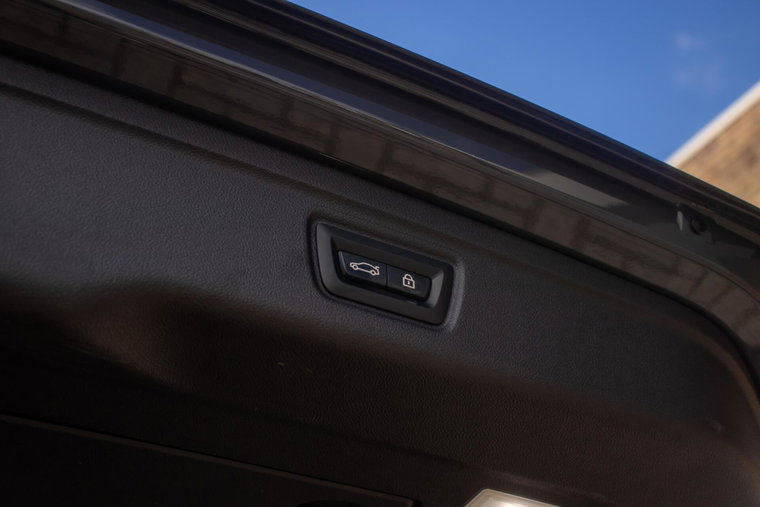 Vehicle Image 30