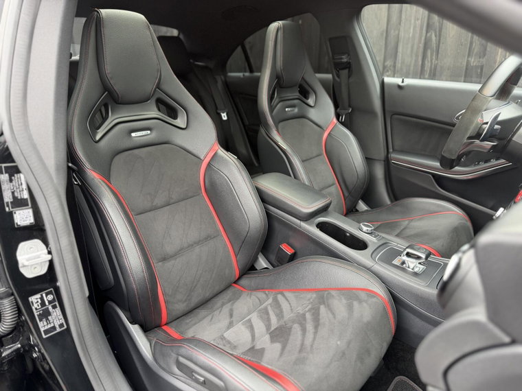 Vehicle Image 37
