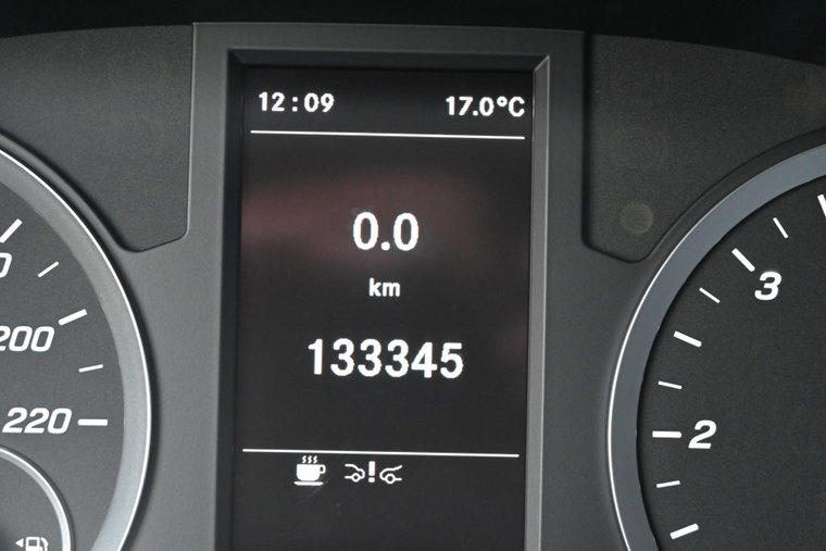 Vehicle Image 17