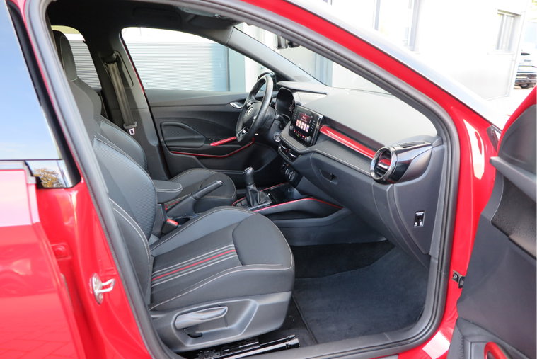 Vehicle Image 38