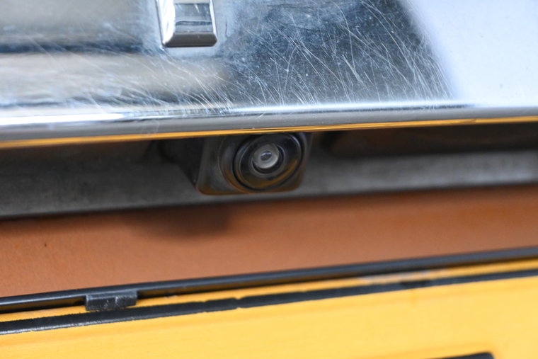 Vehicle Image 19