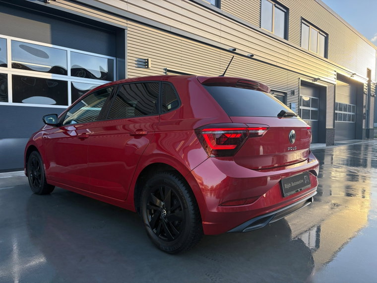 Vehicle Image 20