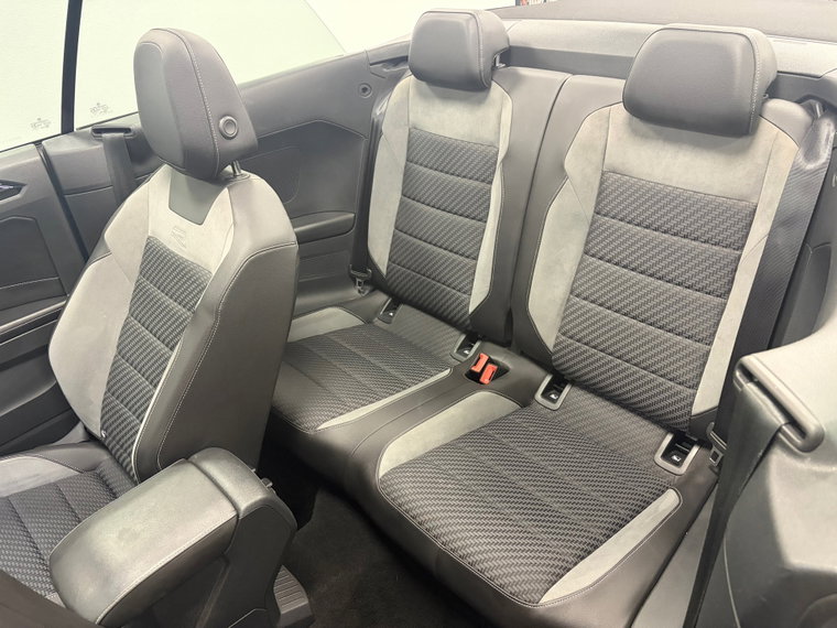 Vehicle Image 37
