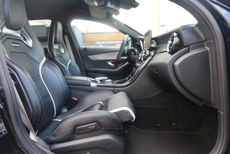 Vehicle Image 31