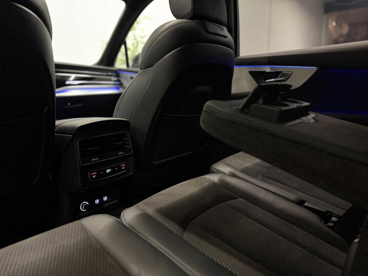 Vehicle Image 53