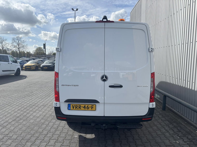 Vehicle Image 29