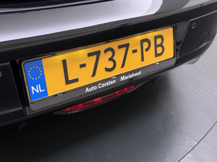 Vehicle Image 42