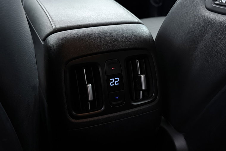 Vehicle Image 39