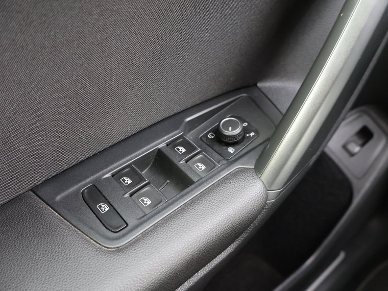 Vehicle Image 39