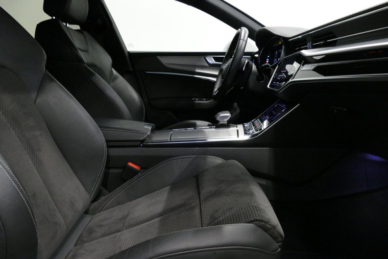 Vehicle Image 30