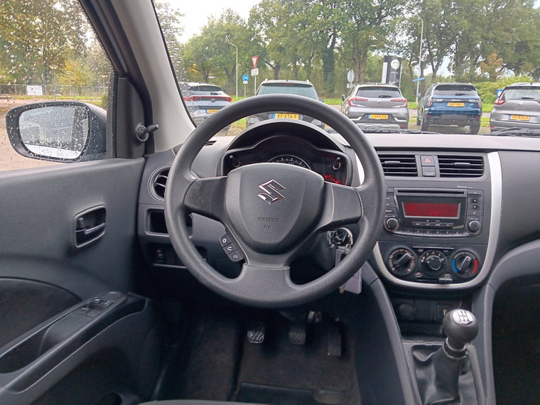 Vehicle Image 17