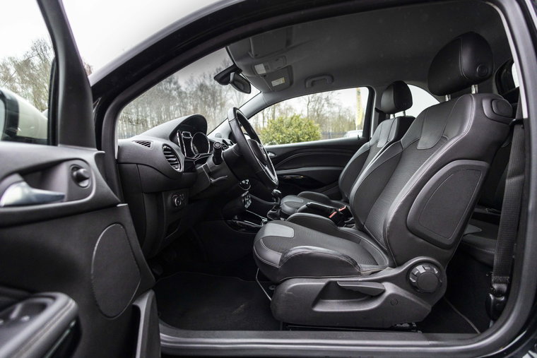 Vehicle Image 14