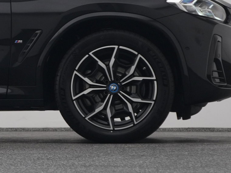 Vehicle Image 41