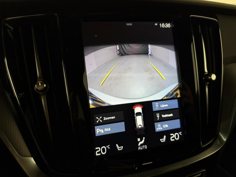 Vehicle Image 40