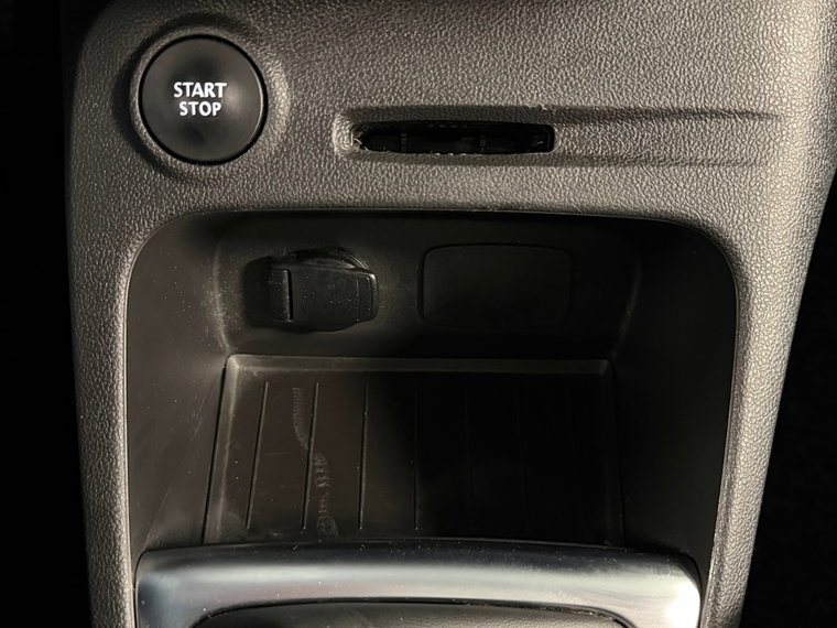 Vehicle Image 28
