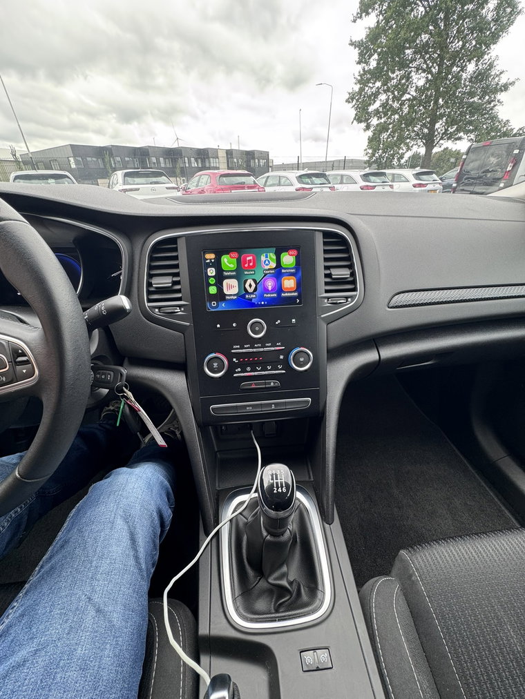 Vehicle Image 18