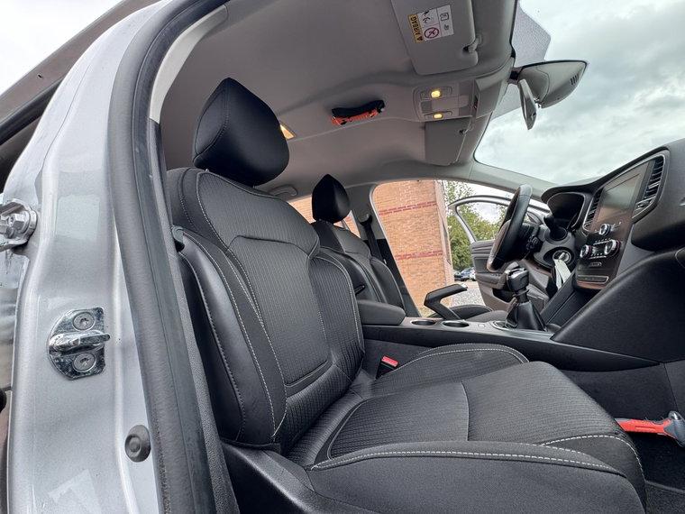 Vehicle Image 33
