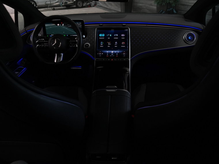 Vehicle Image 40