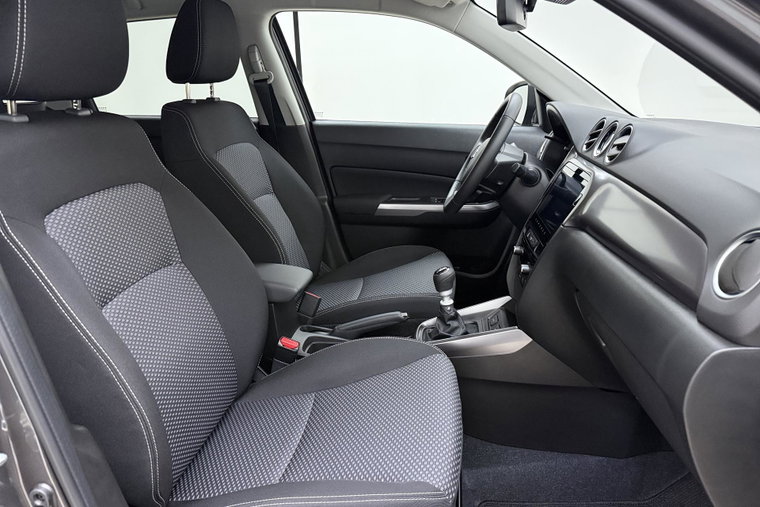 Vehicle Image 10