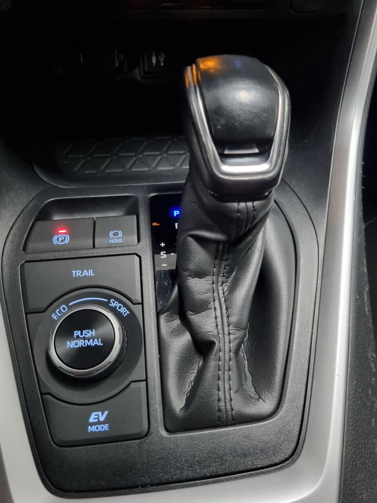 Vehicle Image 40