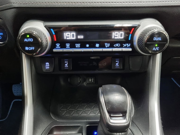Vehicle Image 41