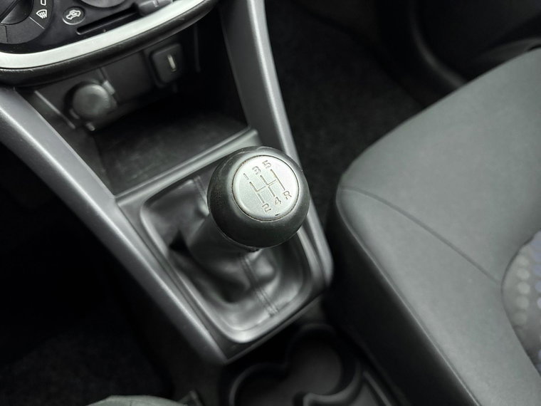 Vehicle Image 22