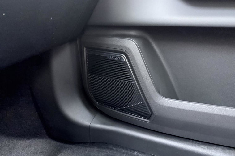 Vehicle Image 36