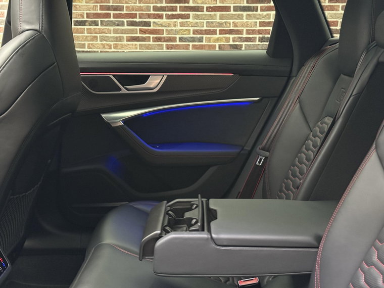 Vehicle Image 42