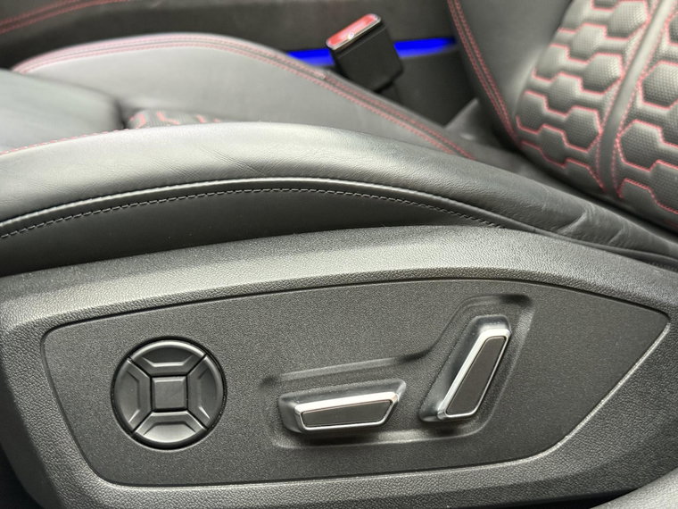 Vehicle Image 45