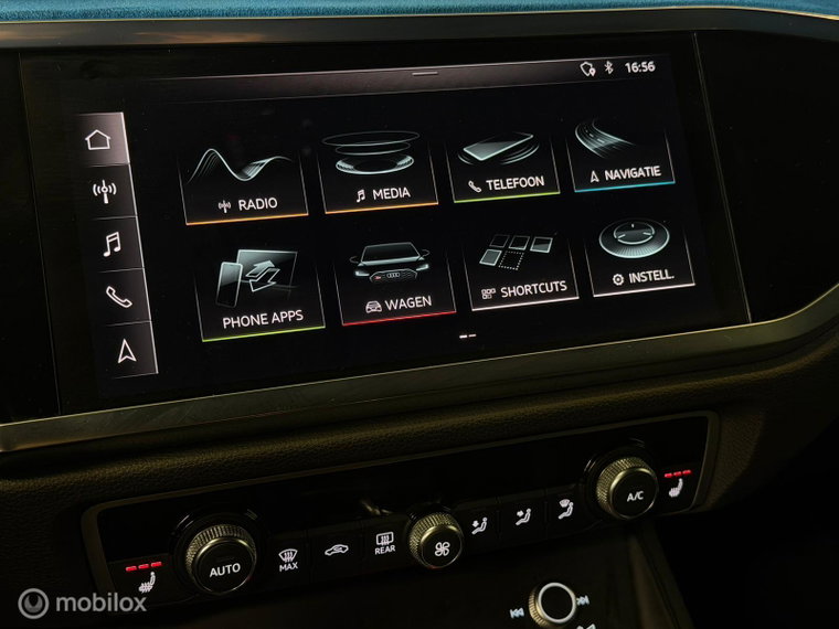 Vehicle Image 32