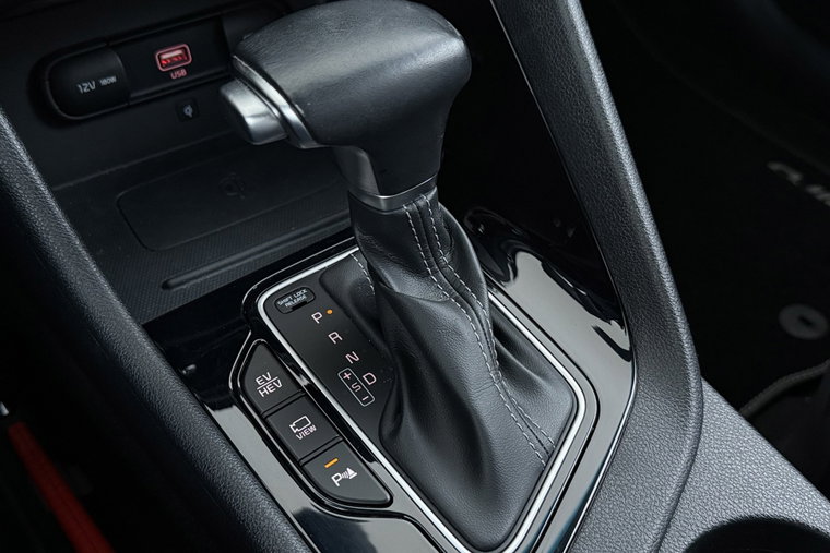 Vehicle Image 35