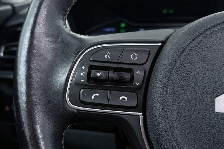 Vehicle Image 37