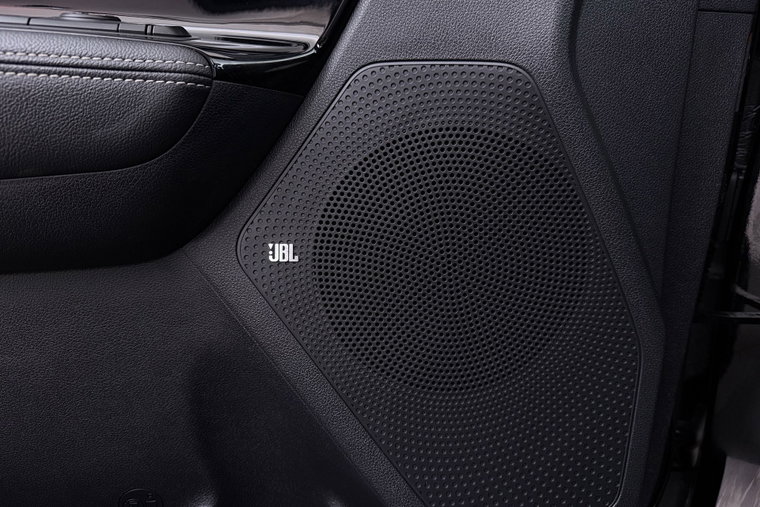Vehicle Image 42