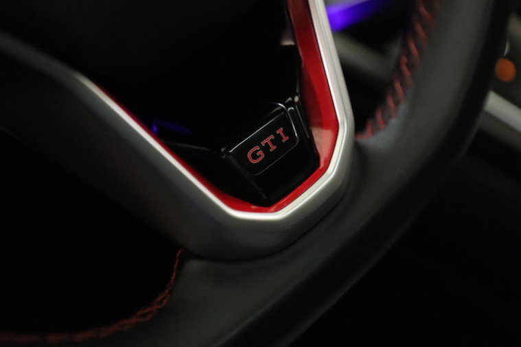 Vehicle Image 48