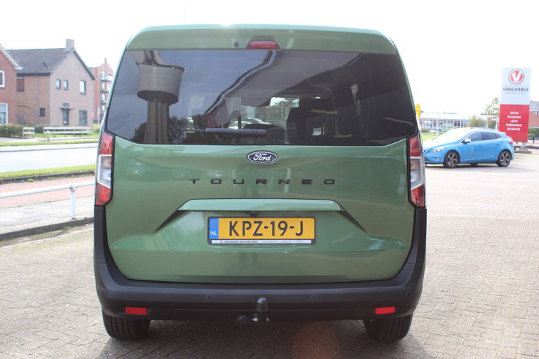 Vehicle Image 37