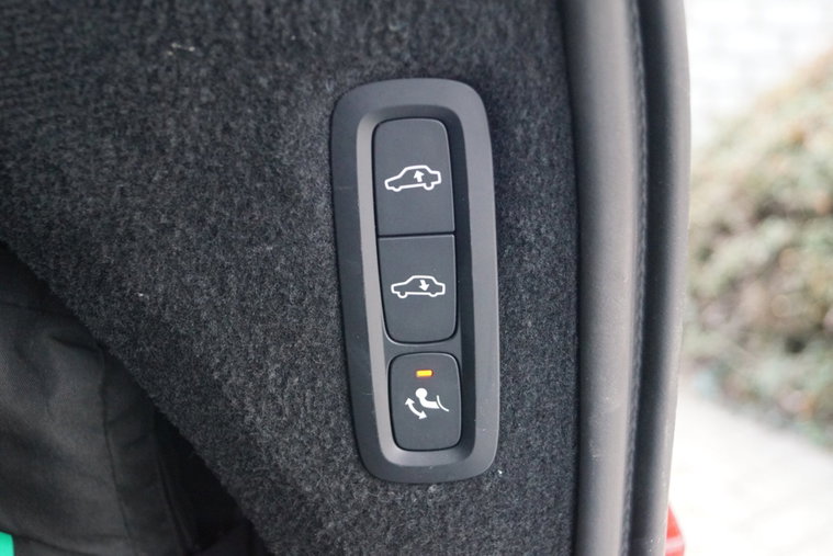 Vehicle Image 40