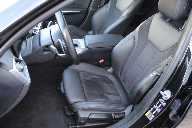Vehicle Image 37