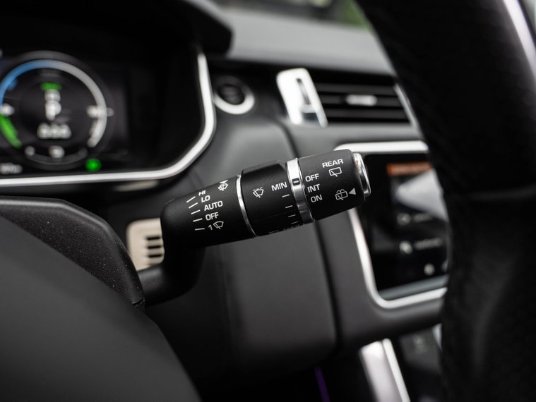 Vehicle Image 40