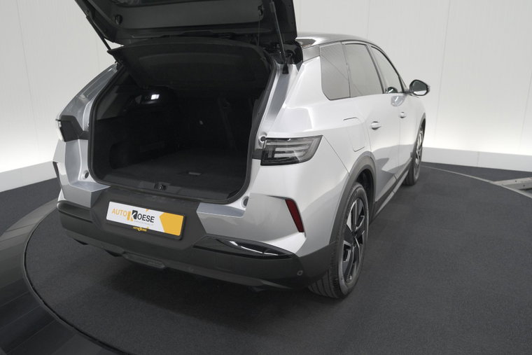Vehicle Image 60