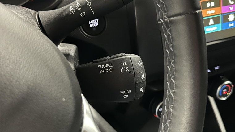 Vehicle Image 33