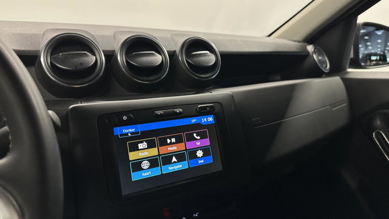 Vehicle Image 37
