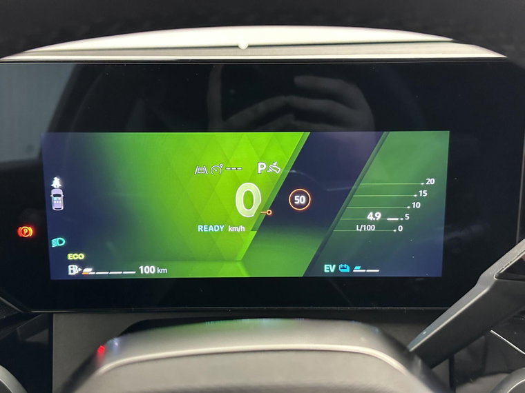 Vehicle Image 30
