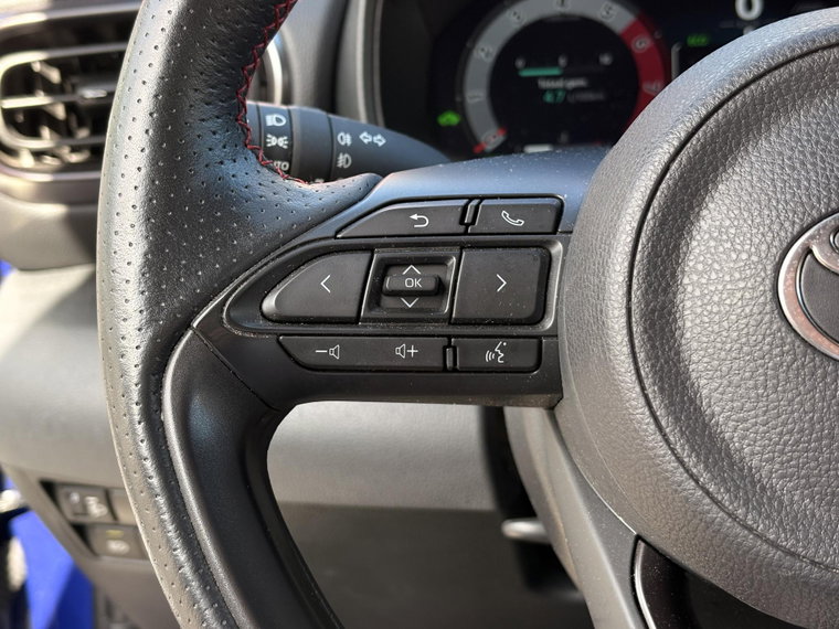 Vehicle Image 27