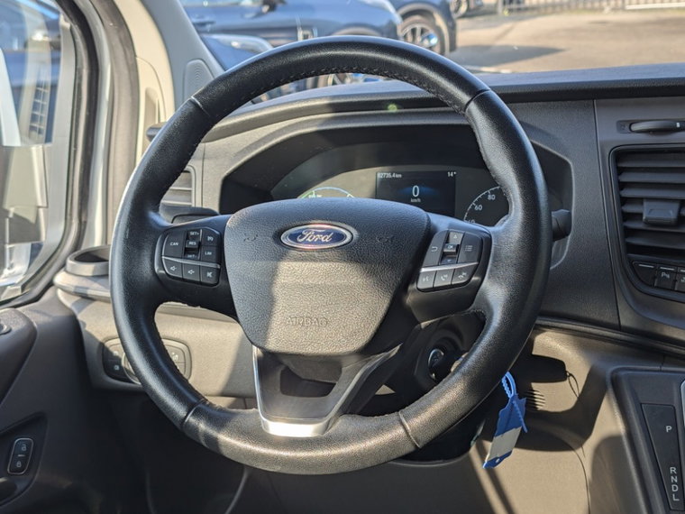 Vehicle Image 12