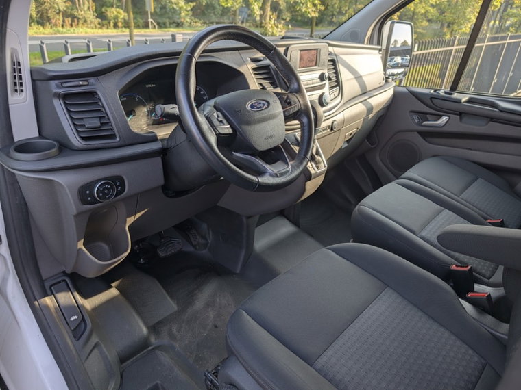 Vehicle Image 18
