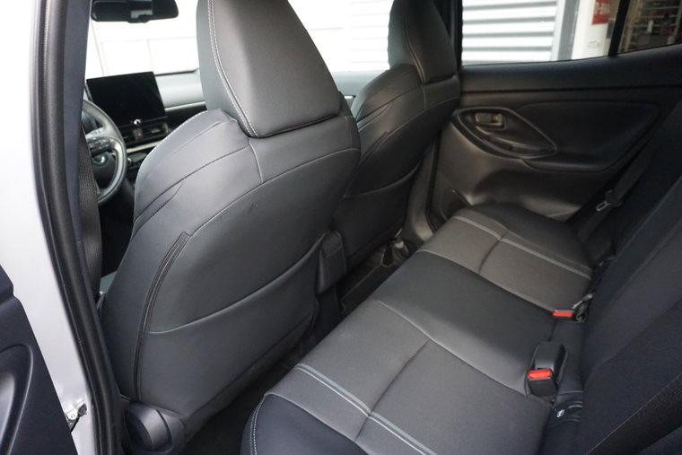 Vehicle Image 15